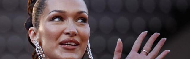 KUUM KLÕPS | Modell Bella Hadid näitas napis pesus tugevaid kõhulihaseid 