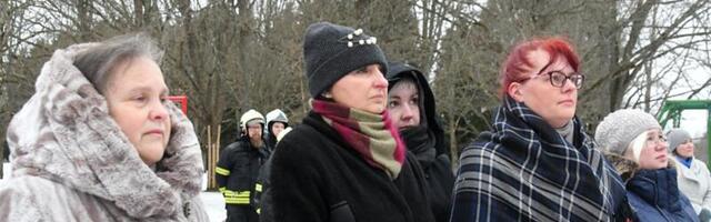 CHÄTLYN PARTS: SIIN, RAEKOJA TORNIS, OLEN MA ÜLES KASVANUD