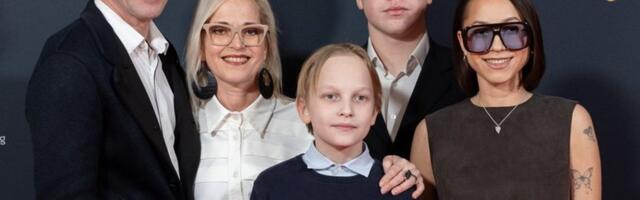 KLÕPS | „Laval näeme!“ Angelika ja Rein Miku poeg ning An-Marleni vend Ingmar Mattias lõpetas põhikooli