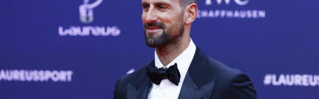 NOVAK POSTAJE VODITELJ! Društvo na velikoj sceni praviće mu jedna od najlepših sportiskinja sveta!
