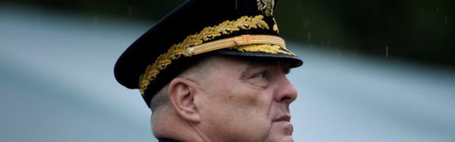 VIDEO | USA sõjaväe kõrgeim kindral saabus pealinna tänavatele olukorda jälgima