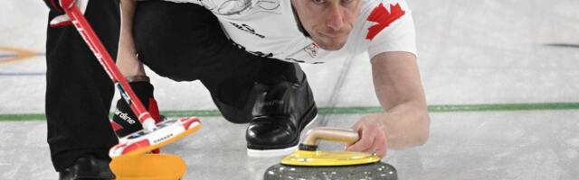 Kurlinguskandaal jätkub: Kanada mängijat süüdistatakse kivi puudutamises juba teist mängu järjest