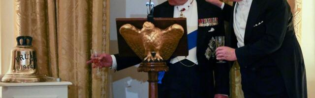 VIDEO | Kuningas Charles tegi Trumpi õhtusöögil mitu õnnestunud nalja, mainides ka Valge Maja mahapõletamist