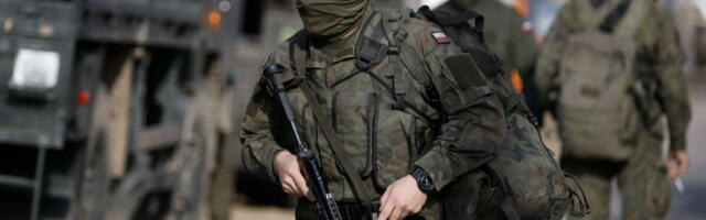 Poola teatel ähvardasid Valgevene sõdurid Poola sõdurite pihta tule avada