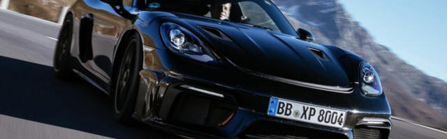 Porsche õrritab: tulemas on kõige kiirem Cayman – GT4 RS
