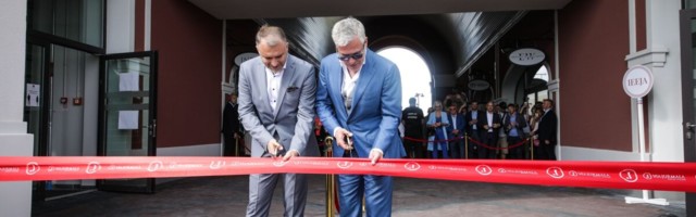 Vaata pilte Via Jurmala Outlet Village avamisest