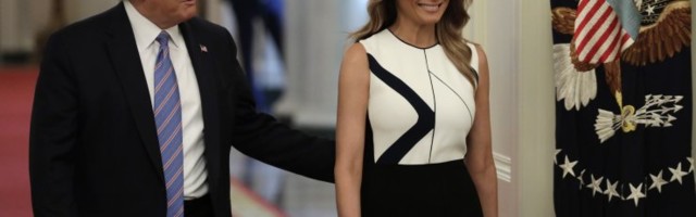 VIDEO | Probleemid paradiisis? Melania Trump väldib üha enam avalikult Donald Trumpiga läheduse näitamist
