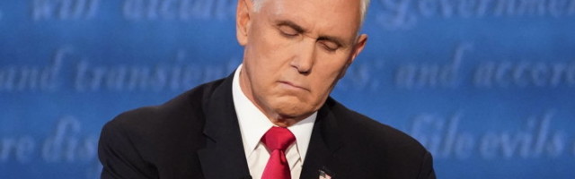 VIDEO | Sotsiaalmeedia kihab: Pence’i peas maandus keset debatti kärbes ja püsis seal kaks minutit