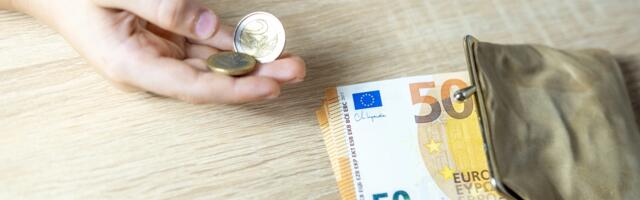 Eestlased koguvad hoogsalt raha: säästude maht kasvas aastaga 9 protsenti. Miks?