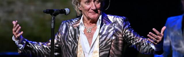 FOTO | Rokilegend Rod Stewart ilmus avalikkuse ette oma 19-aastase modellist poja seltsis