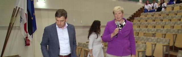 Reporter: Kuidas juhtus, et sotsiaalministeeriumi kantsler Marika Priske sai koroonvaktsiini enne meditsiinitöötajaid?