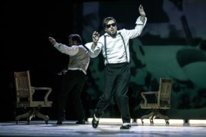 Palju sõnu, tühjad ruumid, tabamatu aeg