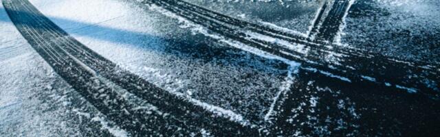 Oodata keerulisi ilmaolusid liikluses: suur libedus ja teele langenud puud