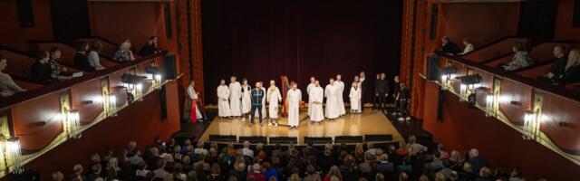 Kas piletihinna diferentseerimine ja meenete müük oleks teatritele lahendus või ajutine meede?