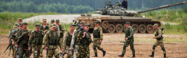 Venemaal algas relvajõudude etteteatamata kontrollõppus, osaleb ligi 150 000 inimest