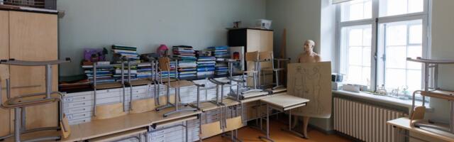 JUHTKIRI | Koolitöö eest lisaraha küsimine peab lõppema