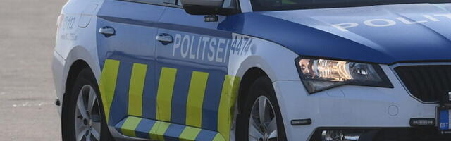 В Ласнамяэ столкнулись автомобили: пострадала женщина