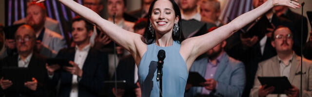 Elina Nechayeva: meeskoori kuulamine on nagu teraapia