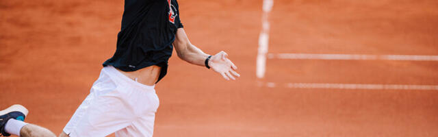 Seeman langes dramaatilise mänguga konkurentsist välja