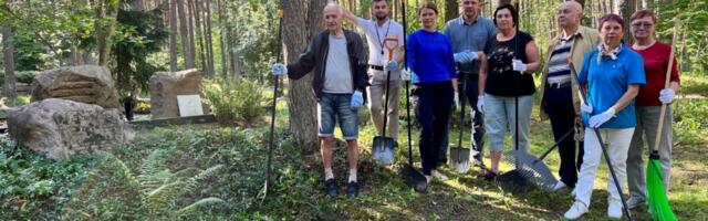 Pirita eakad korrastasid kirjanik Särgava ja Pirita hinge Strutzkini hauad