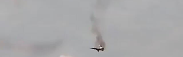 VIDEO: Venemaal kukkus alla sõjalennuk