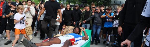 FOTOD JA VIDEO | MASSID LÕHKUSID SILLA! Maailmakuulus juutuuber tutvus Eestiga