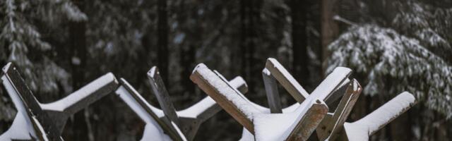 Poola ehitab idapiiri kaitserajatisi täis