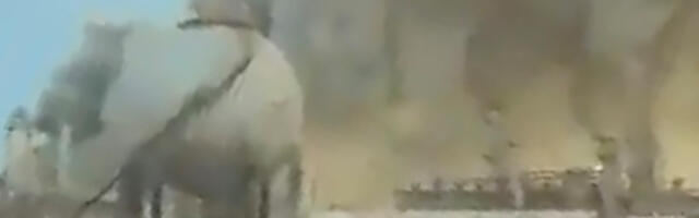 VIDEO: Saudi Araabia suur naftatöötlemistehas sai tabamuse, puhkes tulekahju