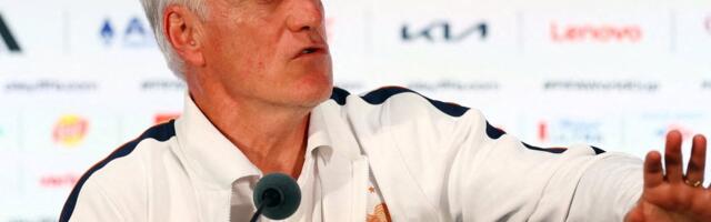 Didier Deschamps lükkas favoriidikoorma Hispaaniale ja ärritus Mbappé-teemalise küsimuse peale
