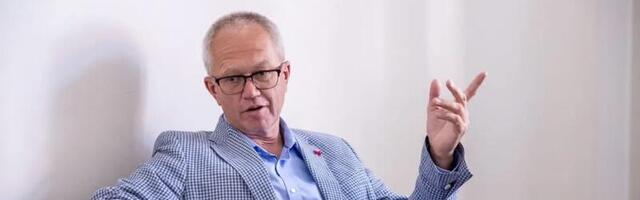 Peeter Espak: Eesti parlamendis on kahtaselt palju pooletoobiseid pea kõikidest erakondadest.