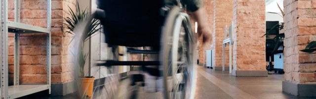 4 põhjust, miks palgata vähenenud töövõimega inimest