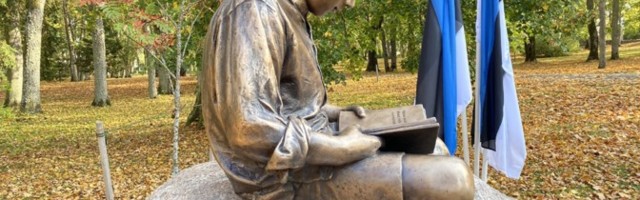 Luuletaja Kalju Lepik sai 100. sünniaastapäeva eel ausamba ERR