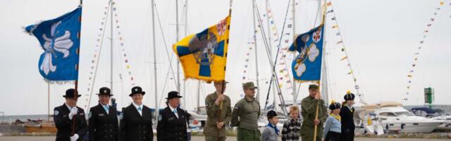 GALERII | Kärdlas tähistati võidupüha GALERII | Kärdlas tähistati võidupüha