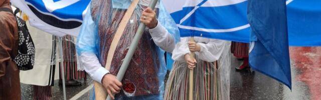 FOTOUUDIS: Randvere lipp jõudiski laulupeo rongkäiku