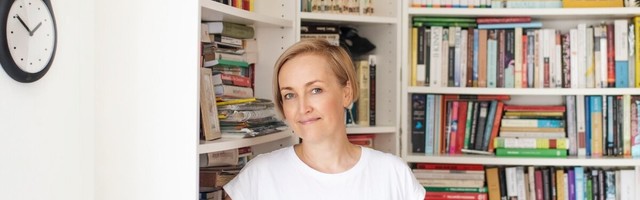Eesti 200 esimees Kristina Kallas võib end raamatutesse totaalselt ära kaotada: lebasin kaks päeva diivanil ja ainult lugesin