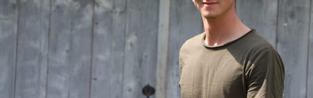 Saueaugu suvelavastus: kahe maailma vahel