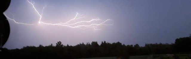 ERANDLIK | Täna öösel müristas Eestis äike