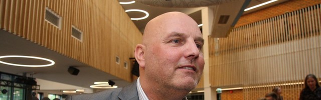 Kohtla-Järve gümnaasium hakkab õpetama lennundust