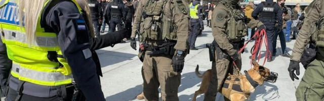 REPLIIK ⟩ Ülla Vähk: kas Eestis on kehtestatud diktatuur?