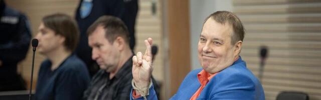 Süüdistus: Aivo Peterson tahtis luua relvaloa omanikest niinimetatud tsiviilkaitseüksust