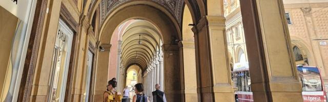 REISIKIRI | Turistihordide nappus on Bologna pluss