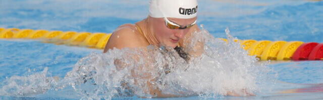 Jefimova oli eelujumistes taas kiireim, edasi pääses ka Salu