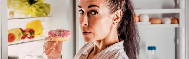 Kui hilisõhtune isu on pärast 50. eluaastat tugevam, aitavad need 8 nutikat nippi