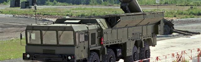 Ülevaade Ukraina piiri äärde kogutud sõjatehnikast. Teine osa — tankid, suurtükid ja raketiheitjad