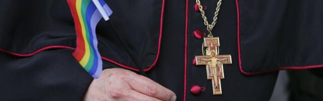 Usuprofessor: Eesti luteri kirikus peaks arutama seda, kas hakata samasoolisi paare laulatama