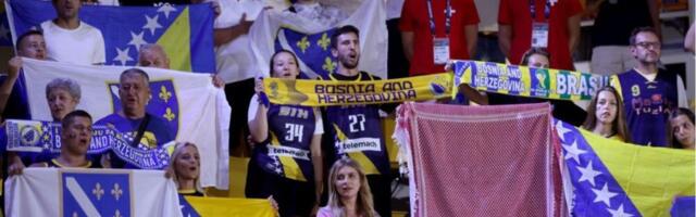 Trenuci bošnjačke iskrenosti na Skenderiji