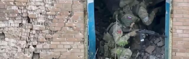 DELFI VOOG | Vene z-ajakirjanik kurdab, et maffia on armee lahinguvõime peaaegu hävitanud