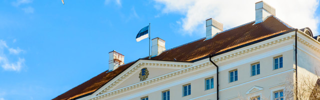 ÜHISPÖÖRDUMINE ⟩ Eesti elanike põhiõigusi piirav valitsus peab tagasi astuma