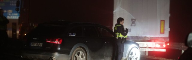 Sõiduauto ja kahe veoauto kokkupõrge tekitas Tallinna ringteel suure ummiku