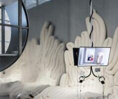 Ēteri universumi eeter